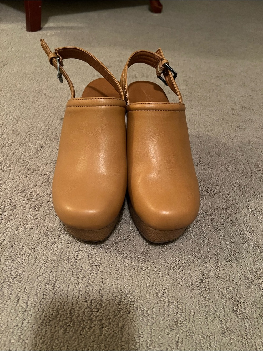 Universal Thread Tan Platform Slingback Clogs